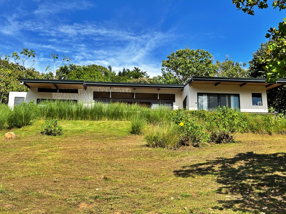 Exclusive ocean view home in Pavones Costa Rica
