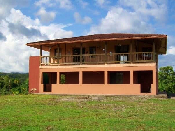 House for sale in La Virgen Costa Rica exterior view