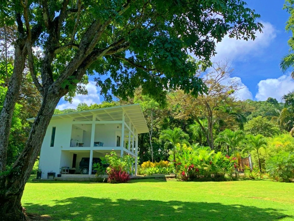 home for sale in Pavones Costa Rica