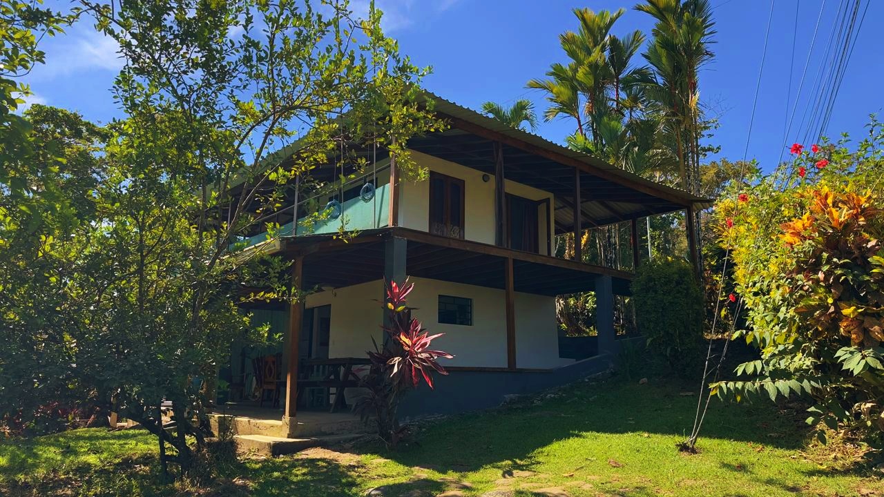 house for sale in Pavones Costa Rica ocean view La Hierba